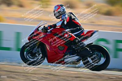 media/Oct-24-2025-2WTD (Fri) [[491f36c2bf]]/B Group/Session 1 (Turn 4 Outside)/